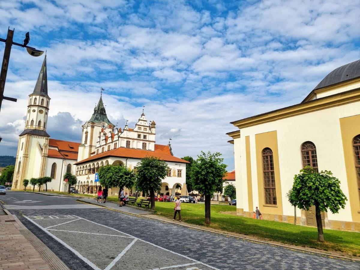 Apartment In A Historical House In The Center Of Levoča Exterior foto